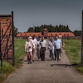 Erzbischof Ludwig Schick in Auschwitz